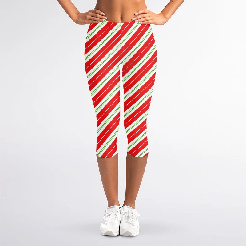 Christmas Candy Cane Stripes Print Women's Capri Leggings Fashionable Sports Compression Leggings Christmas Candy Cane Stripes Print Women's Capri Leggings Fashionable Sports Compression Leggings