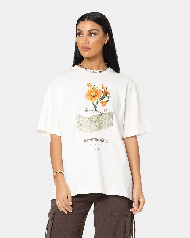 Honor The Gift Inner City Love T-Shirt Bone Denim Fabric Leather Fabric Suede Fabric Honor The Gift Inner City Love T-Shirt Bone Denim Fabric Leather Fabric Suede Fabric