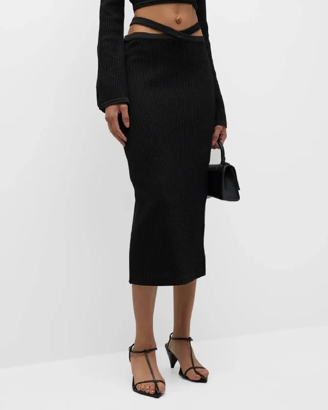 Viviane Skirt In Black lace skirt delicate