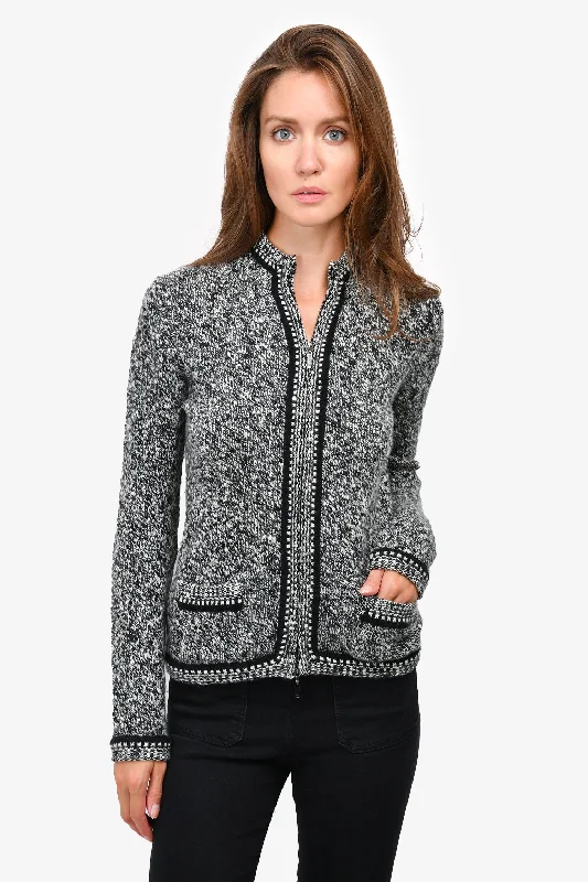Pre-Loved Chanel™ 2005 Black/White Cashmere Zip Sweater Size 38 Notch Collar Peter Pan Collar Cowl Neck