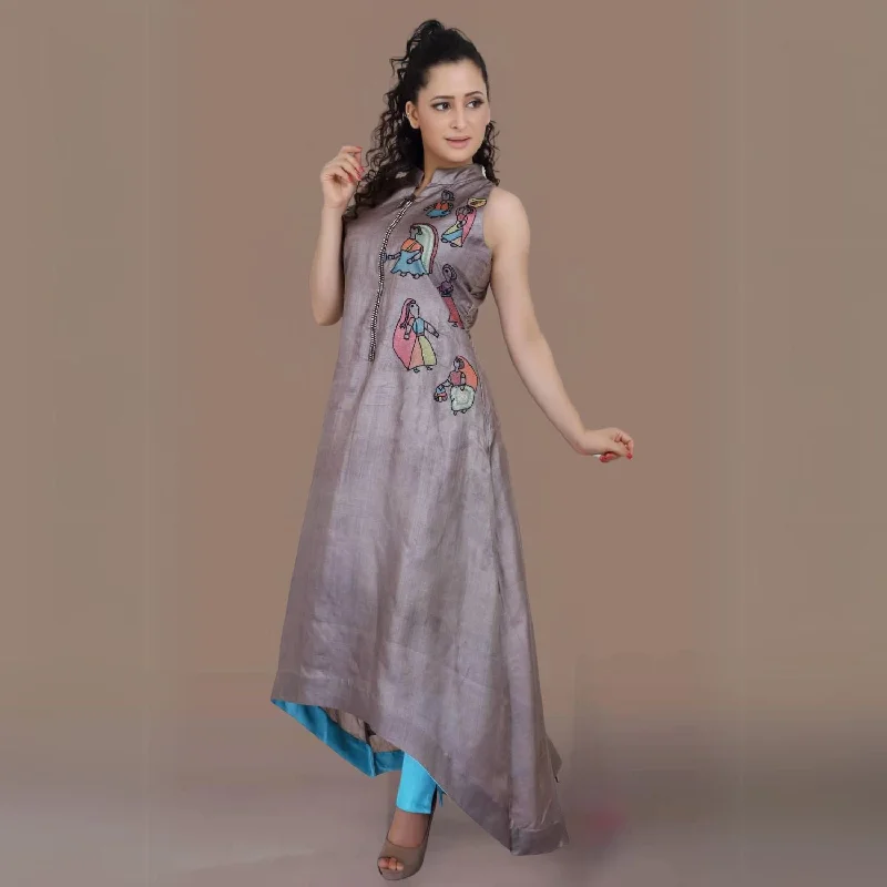 Manuela Tussar Kurta Pant Set | Sujani Embroidered | Chic | Occasional Wear | Ash Grey High-Waist Jeans Manuela Tussar Kurta Pant Set | Sujani Embroidered | Chic | Occasional Wear | Ash Grey High-Waist Jeans