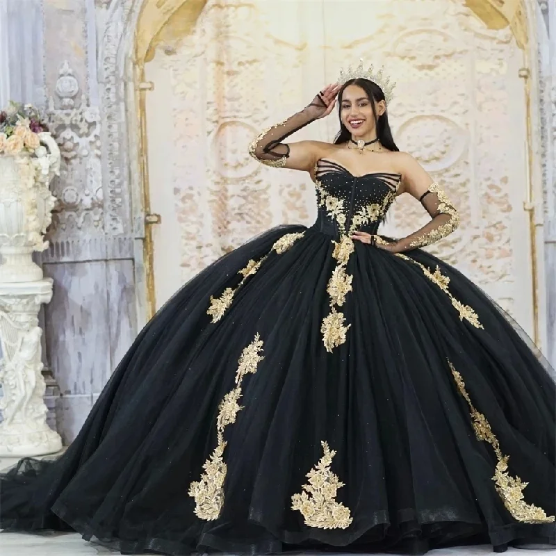 Black Charro Quinceanera Dresses Ball Gown V-neck Tulle Appliques Beaded Mexican Sweet 16 Dresses 15 Anos Black Charro Quinceanera Dresses Ball Gown V-neck Tulle Appliques Beaded Mexican Sweet 16 Dresses 15 Anos