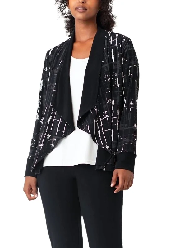 Key Reversible Jacket In Drifting Lines Black