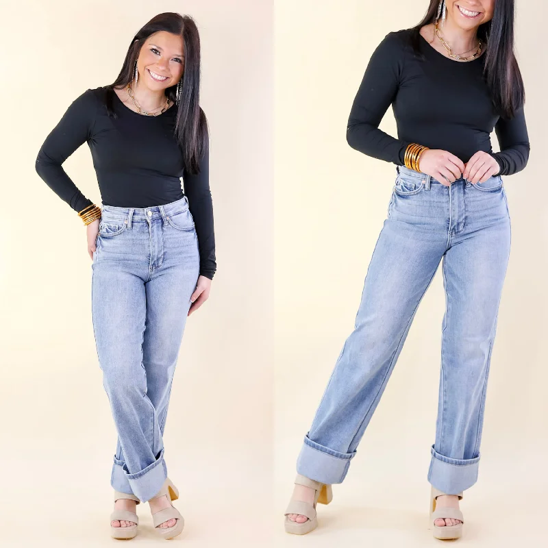 Judy Blue | Essential Ease Tummy Control Straight Leg Jeans in Medium Wash