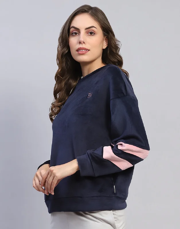 Women Navy Blue Solid Round Neck Full Sleeve Sweatshirt