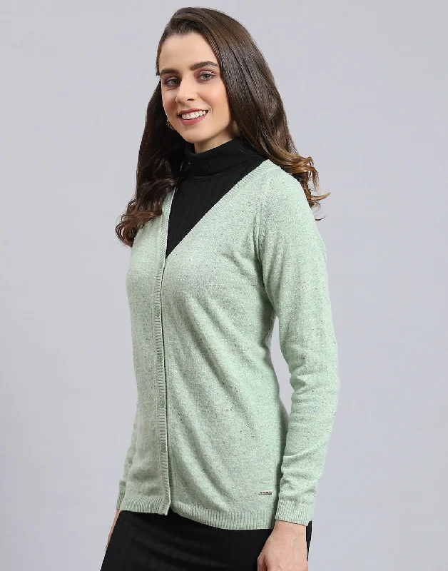 Women Green Solid V Neck Full Sleeve Cardigan