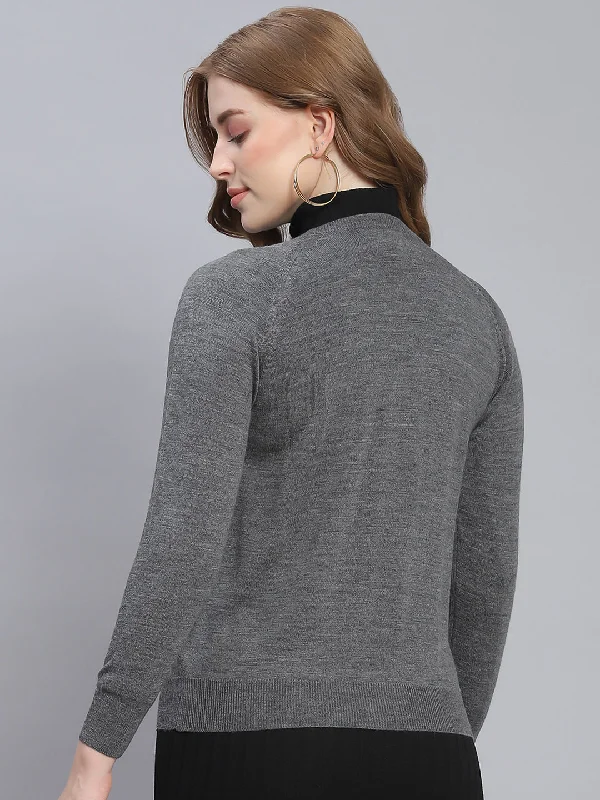 Women Grey Solid Round Neck Full Sleeve Cardigans