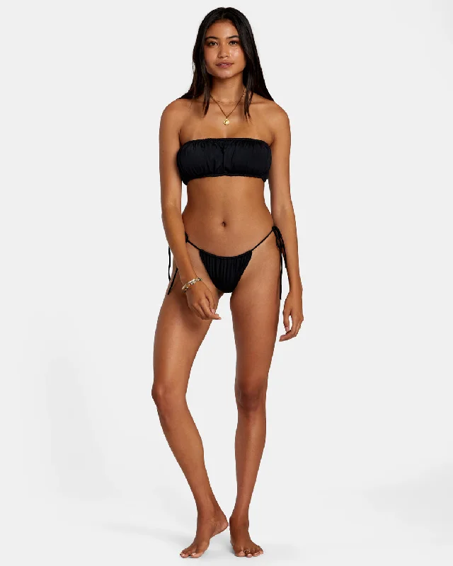 Solid 2-Way Bandeau Bikini Top - Black