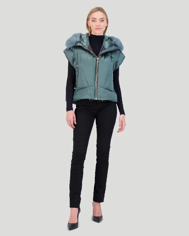 Après-Ski Vest with Detachable Toscana Shearling Lamb Hood Trim