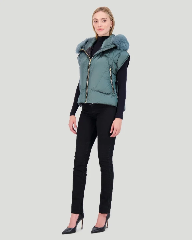 Après-Ski Vest with Detachable Toscana Shearling Lamb Hood Trim