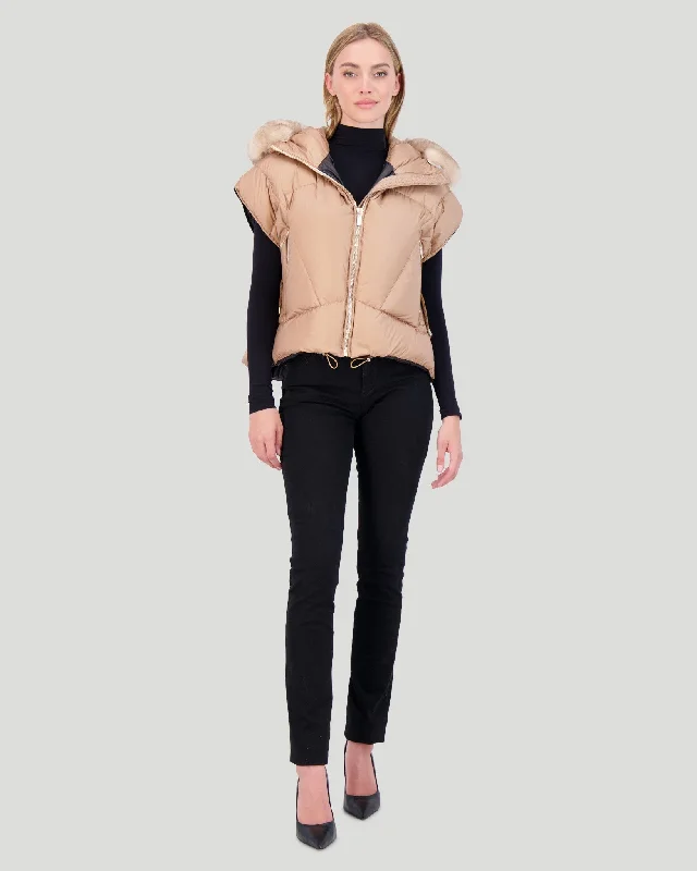 Après-Ski Vest with Detachable Toscana Shearling Lamb Hood Trim